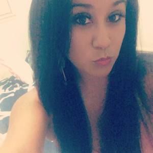 Meet your Posher, Estella